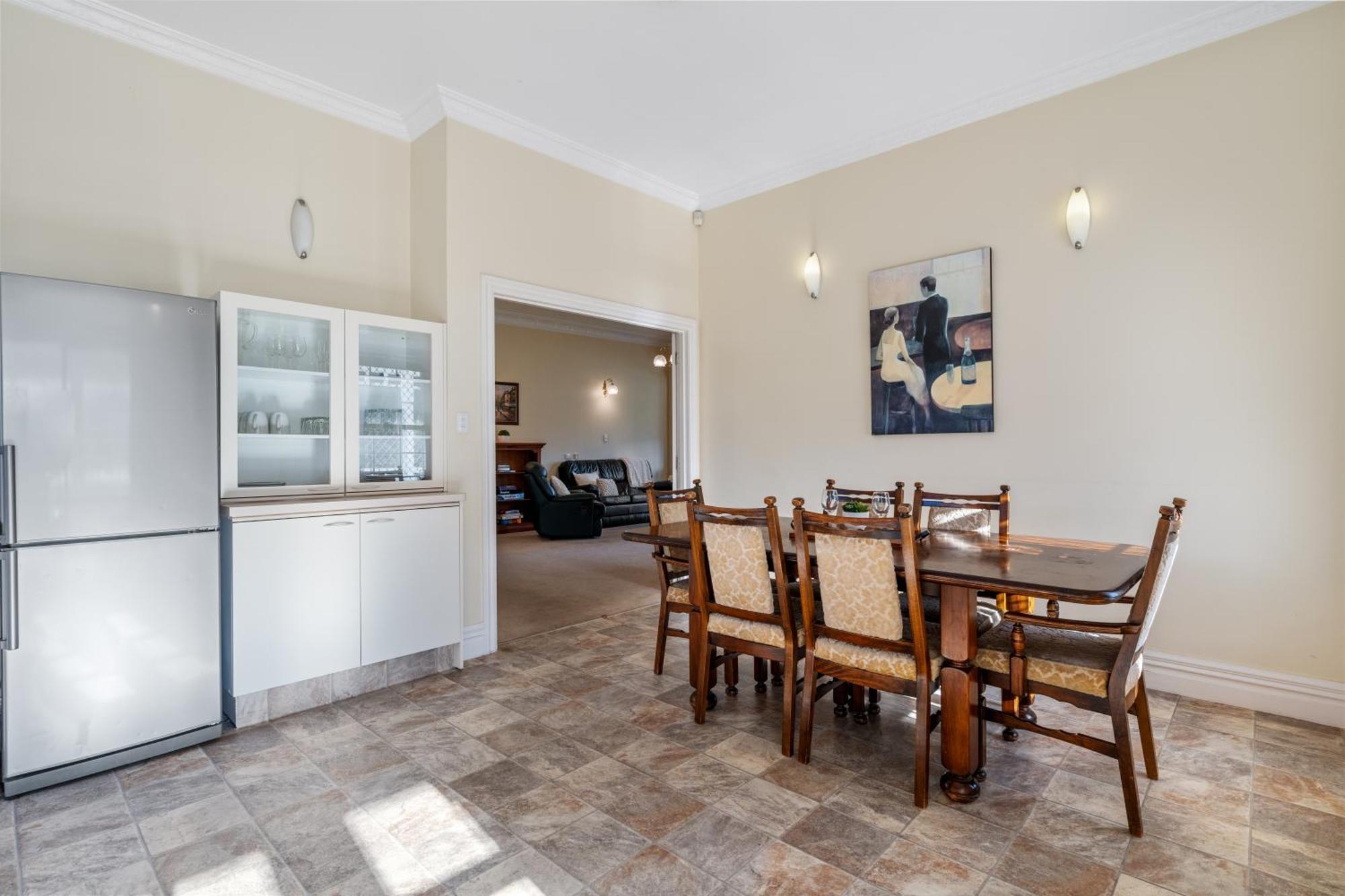 Tasman Holiday Parks Picton Exteriör bild The dining room