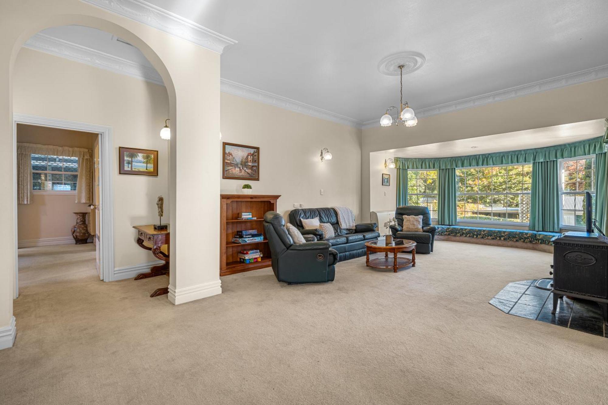 Tasman Holiday Parks Picton Exteriör bild The living room